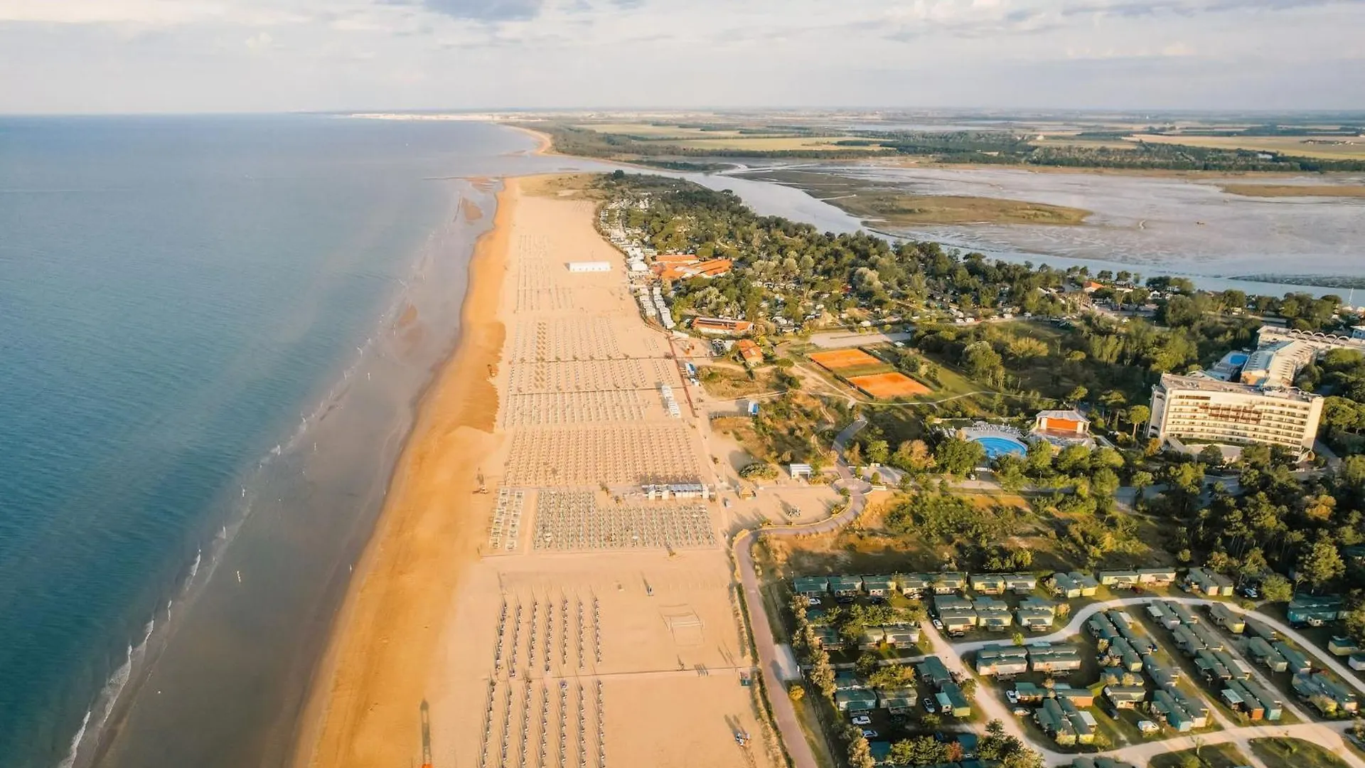 Lovely Flat Next To Lido Dei Pini - Beahost Rentals Bibione Apartment
